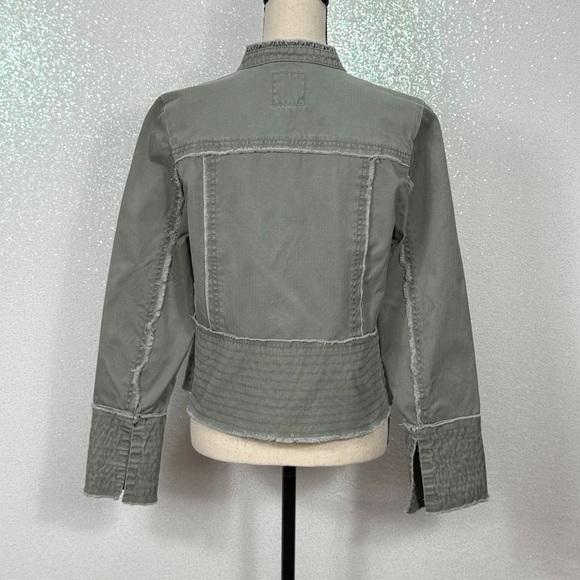 Old Navy women’s green military style button jacket size medium - Picture 10 of 11